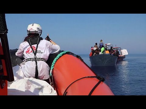 410 People Rescued From Mediterranean Sea - YouTube