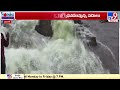 rains in warangal పొంగిపొర్లుతున్న భద్రకాళి చెరువు tv9