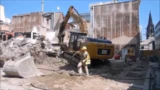 Demoliton site cologne Cat 329E and concrete