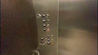 Confusing panel layout! [Airside] Unknown elevator @ Los Angeles International Airport (LAX), CA