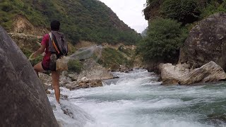 CAST-NET FISHING IN NEPALESE RIVER | HIMALAYAN TROUT FISHING | EASY FISHING TECHNIQUE IN NEPAL |