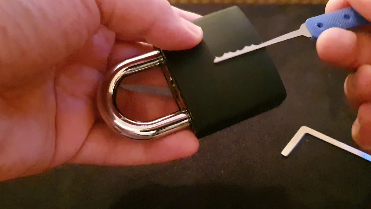 Lock Picking Practice Padlock Youtube