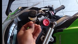 troca do fluido de freio zx10r!