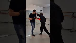 JKD CLOSE RANGE - Bruce Lee's Martial Art #selfdefense #martialart #jeetkunedo #brucelee