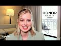 angourie rice gushes over taylor swift talks gaten matarazzo s kraft dinner u0026 honor society