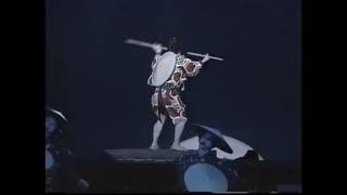 裸念仏ぁ岩の上 （第十五回特別公演2001年より）