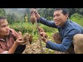 Today my husband and I went to pick sweet potatoes to sell and buy clothes for my husband.