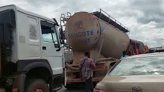 Vehicles on standstill at Benin   Ore road on Friday 16th September 2022