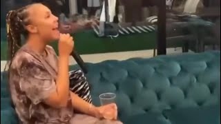 Tamar Braxton Shows Off AMAZING Vocals to "Weak" by SWV w/ Friends (2021)