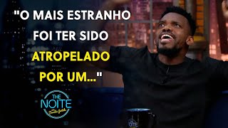 É por isso que esse humorista é o rei dos atropelamentos | The Noite (18/06/24)