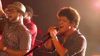 Bruno Mars - Moonshine (Live)