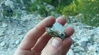 Hiking to a GIANT quartz rock in the woods