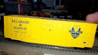 EBAY FIND: MDC/ROUNDHOUSE D\u0026H 50' WAFFLE SIDE HI CUBE BOXCAR!