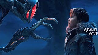 Lost in Space Season 1 |Humans Lost in Wild Planet Encounter Aliens Built With G