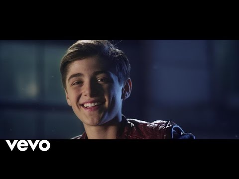 Asher Angel - Snow Globe Wonderland (Official Video) Asher Angel - Snow Globe Wonderland (Official Video)