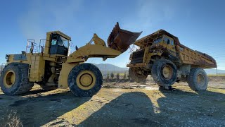 Transporting An Old Caterpillar 777B Dumper With Help Of Cat 992C - Labrianidis/Sotiriadis Transport