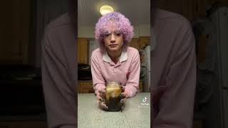 Tiktok making a icedcoffee with she cats! @avanireyes