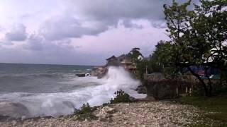 Hurricane Sandy hits Negril, Jamaica