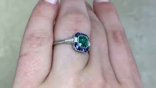 0.96ct Colombian No Oil Emerald Ring - Ramsen Ring - Hand Video