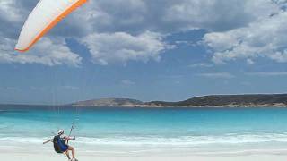 Paragliding Western Australia Flying and Groundhandling Hellfire Bay Gradient Aspen 2