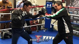 OMFG HUGO RUIZ IS FAST! LIGHTS UP THE MITTS WITH SHOCKING SPEED & POWER AHEAD OF