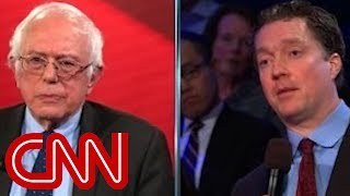 Sanders gets in argument with business owner