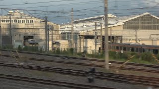 今まで大勢の人を乗せ引退し、長野総合車両センターの工場で休む？、しなの鉄道115系S26編成「横須賀色」+115系S16編成「横須賀色」を、しなの鉄道北しなの線343Mより確認。