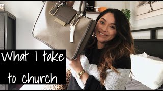 WHAT'S IN MY CHURCH BAG! (WHAT I TAKE TO CHURCH).