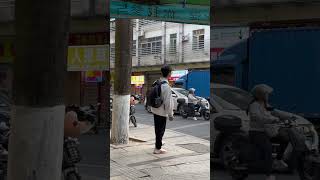 中國廣州街景Street scene in Guangzhou，China#廣州#Guangzhou#中國 #China#中國街景 #街拍 #street