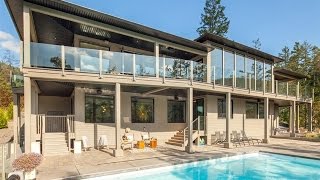 Oceanfront Bungalow in Victoria, Canada