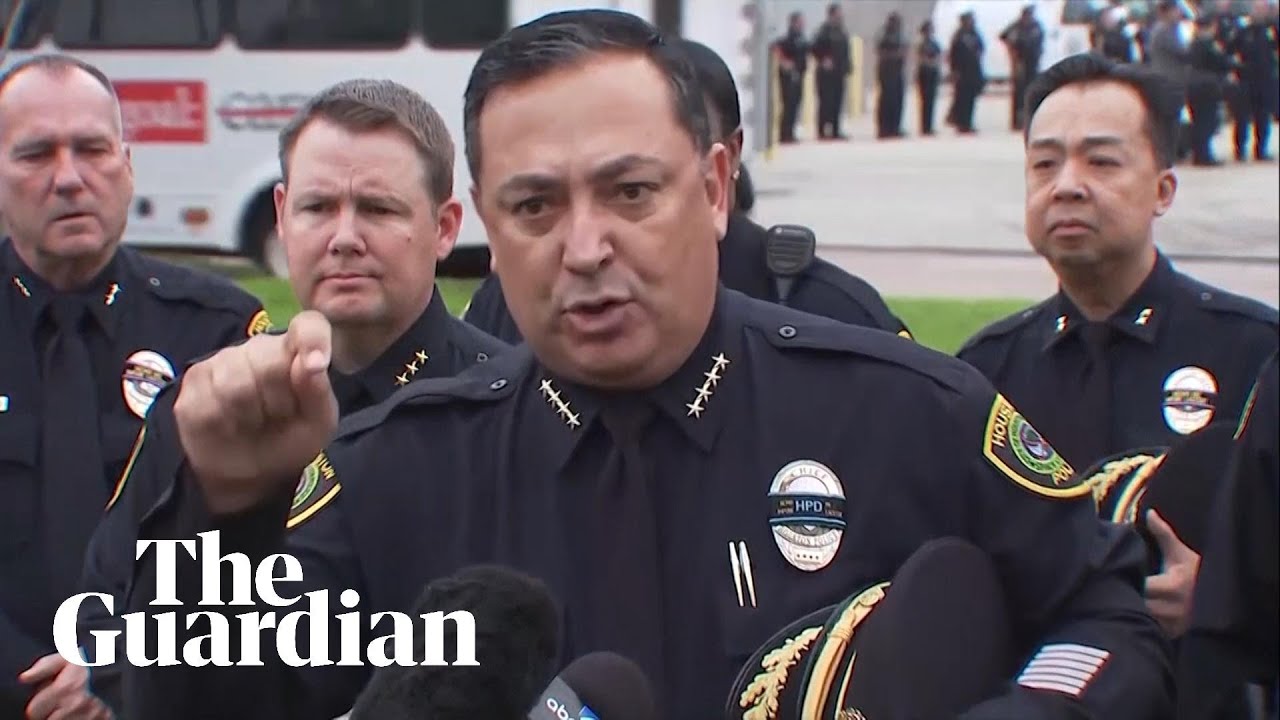 Houston Police Chief Hits Out At Politicians And NRA After Officer ...