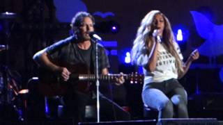Beyonce and Pearl Jam Sing Bob Marley's "Redemption Song"