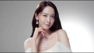 Capture the Winter Elegance of Qeelin Wulu Garden with Yoona Lim