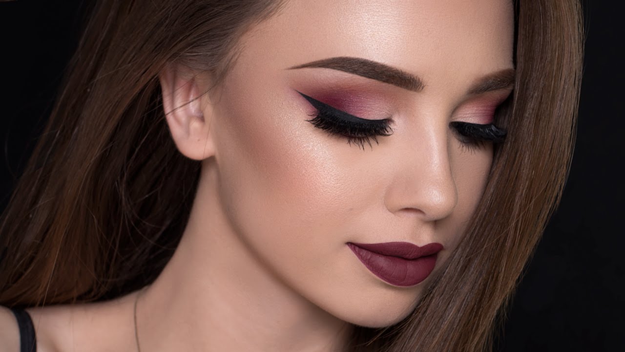 Burgundy Smokey Eyes & Bold Lips Makeup Tutorial | FALL MAKEUP - YouTube