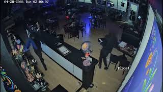 Burglars break into Kasa Amigos Restaurant in Lake Villa, steal cash register