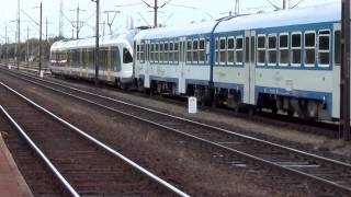 Rákosrendező: le Train Express Régional S57 en provenance de Vác;  بودابست: قطار ركاب يصل من بطالة