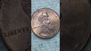 2006 American penny with no mint mark But it have the letters VDB on it