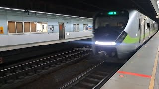 4152次楊梅發車經由宜蘭線開往福隆的銀綠色微笑號EMU900型十輛一編組EMU905區間車