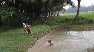 শৈশবের দুরন্তপনা