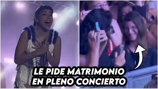 Así reaccionó María Becerra a la propuesta de matrimonio en su concierto