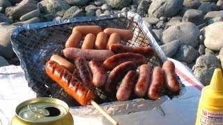 河原でひとり炭火焼ソーセージ三昧 - SAUSAGE BBQ