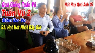 Đêm Bơ Vơ - Lê Trung | Cả Quán Cafe Vỗ Tay Khen Hay Không Ngớt Vì Anh Trai Hát Quá Giống Tuấn Vũ