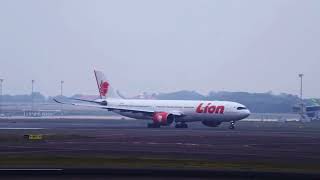 [LIVE RECORD] Kompilasi Suasana take off dan landing pesawat-pesawat di bandara Soekarno Hatta.