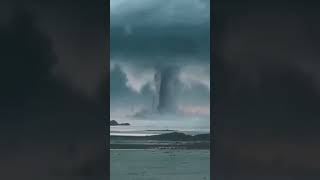 Tornadoes | Waterspouts