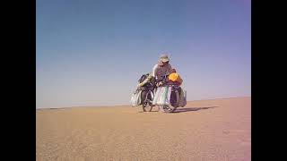 サハラ砂漠を荷物１００ｋｇ積載自転車で！ その１　　　　　　　　　　　Bicycle traverse the Sahara Desert.　Luggage weight is 100 kg.