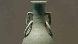 [Antique Appreciation]Celadon Vase with Carved Lotus Design|Capital Museum BeiJing China|