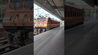 AJJ WAP4 Loco Roaming at Chennai Egmore railway station 😍✨ #indianrailways #wap4 #electriclocomotive