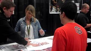 Meeting Sara Jean Underwood at Wizard World Comic Con Portland 2013