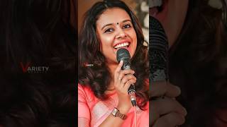 മലയാളികളുടെ പ്രിയ ഗായിക സിതാര 🥰❣️//#sitharasongs #playbacksinger #varietybubbles #shorts