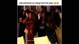Maya Ali & Sanam Choudary Crazy Dance |Whatsapp Status |Pakistani Celebrities